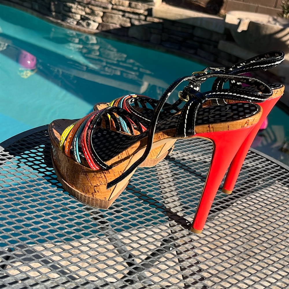 SEXY PLATFORM STRAPPY HEELS
